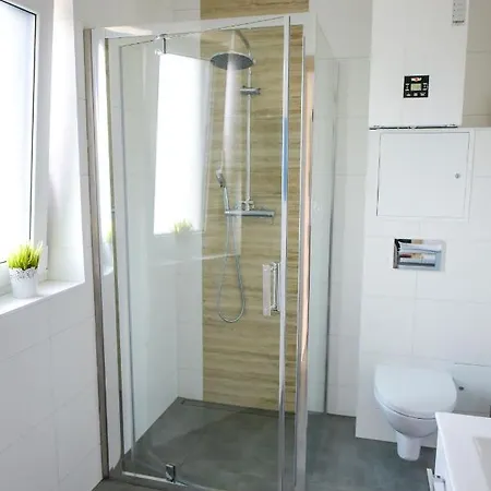 Sloneczne Wzgorze Apartment *