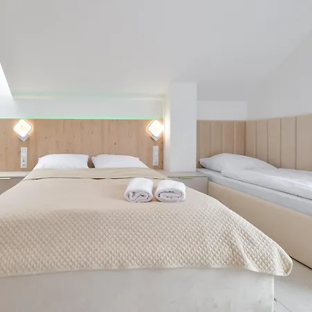 Słoneczne Wzgórze Apartament Zator