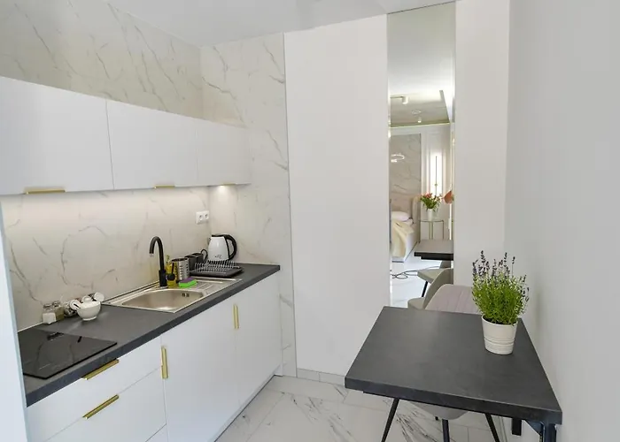 Słoneczne Wzgórze * Zator